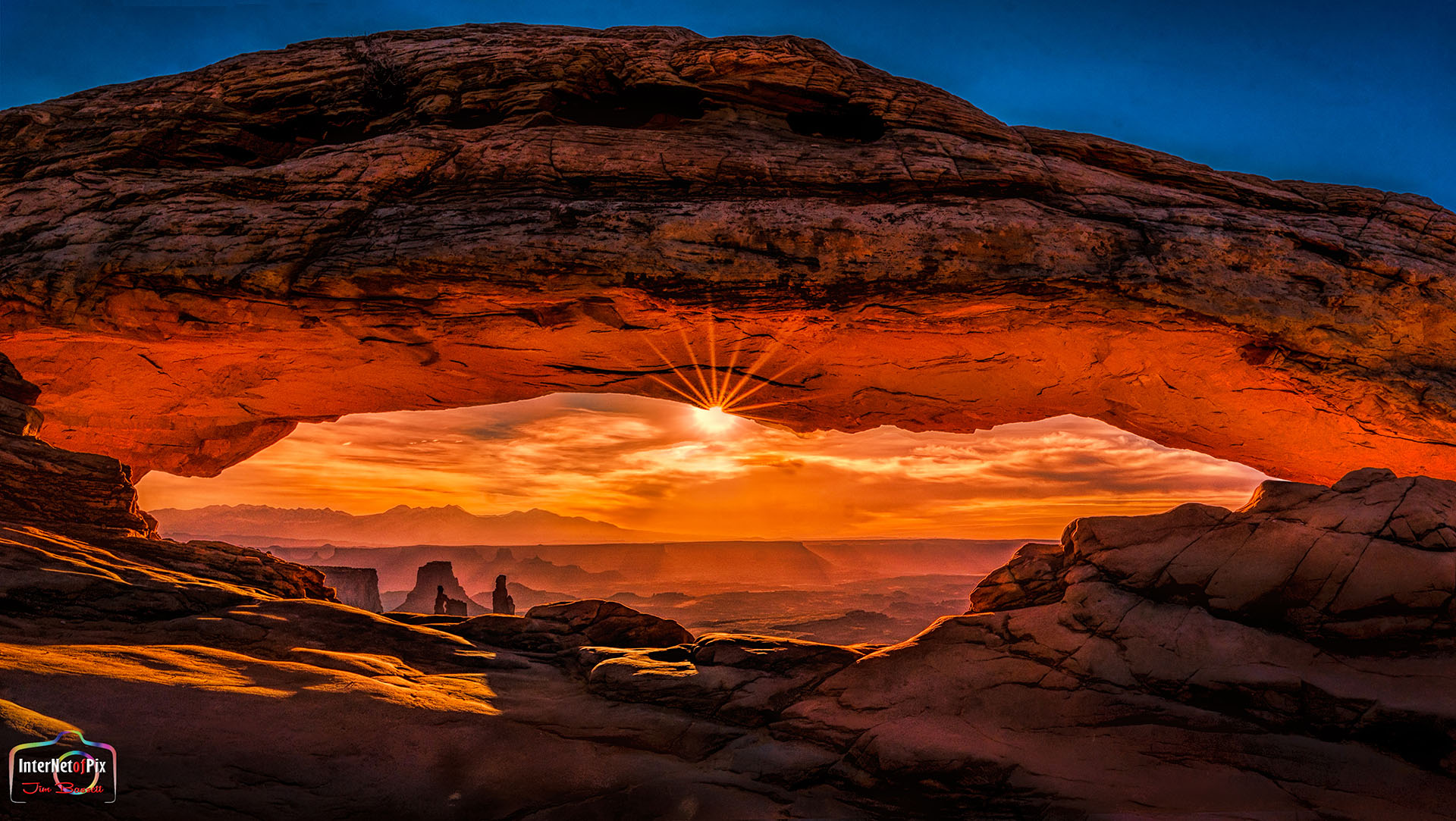 SunBurst Under Mesa Arch ZION National Park